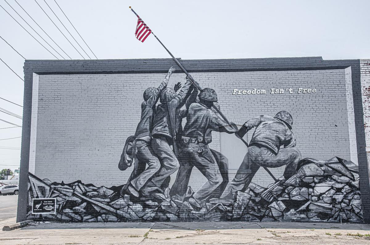 KANSAS-MAGAZINE-CLAY-CENTER-MURAL