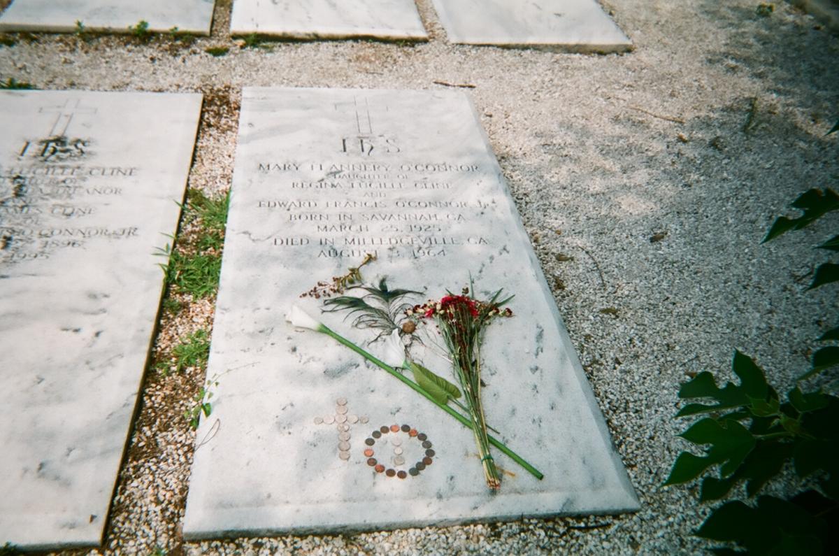 Flannery O'Connor grave