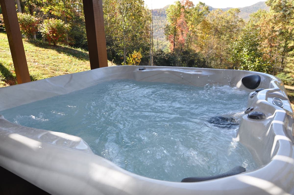 Red_Lantern_Lodge_1_648155c1-2945-4b2d-a8d1-8448a04ff7f4