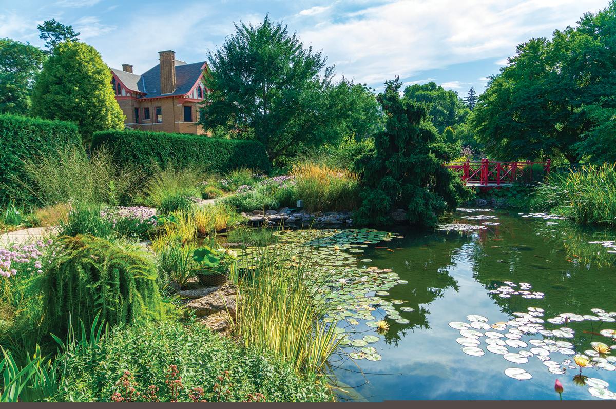 A Tour of the William T. Evjue Rooftop Garden