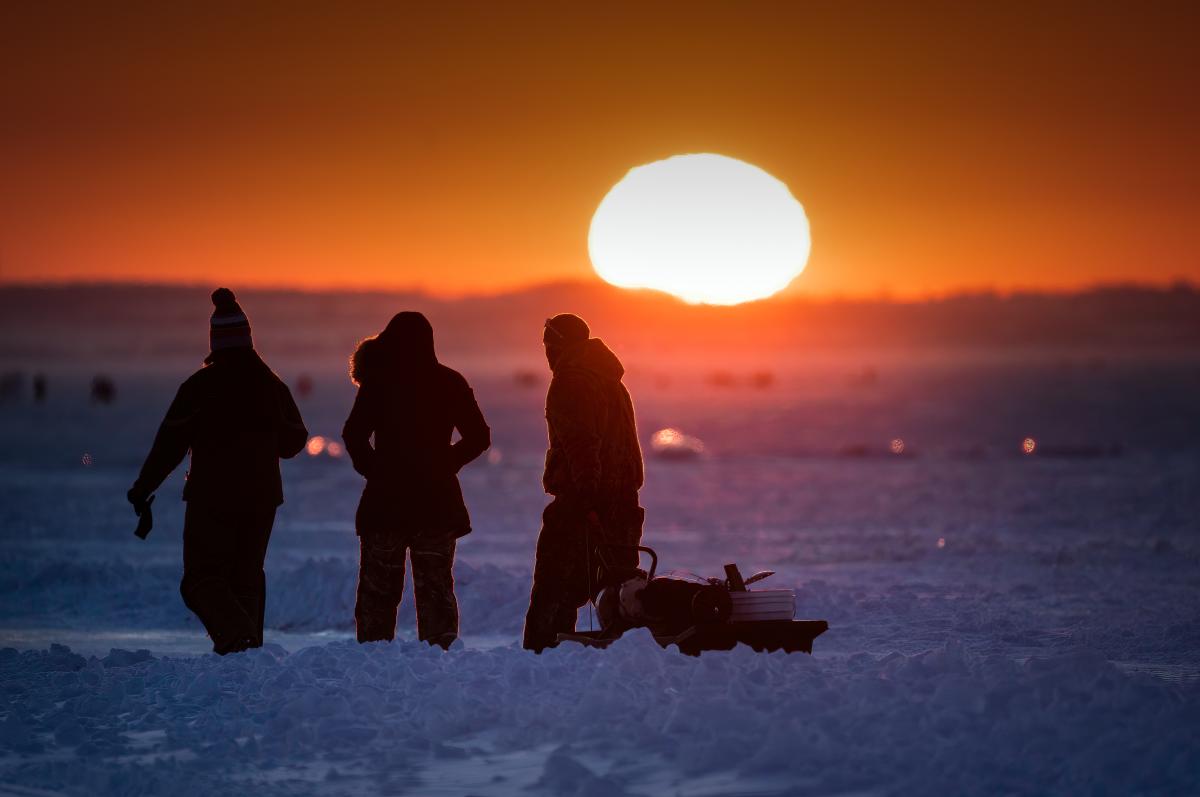 Saturday morning Alarm clock ⏰ #laketrout #icefishing #lotw