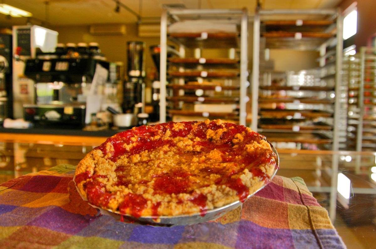 Cherry Crumb Pie GT Pie