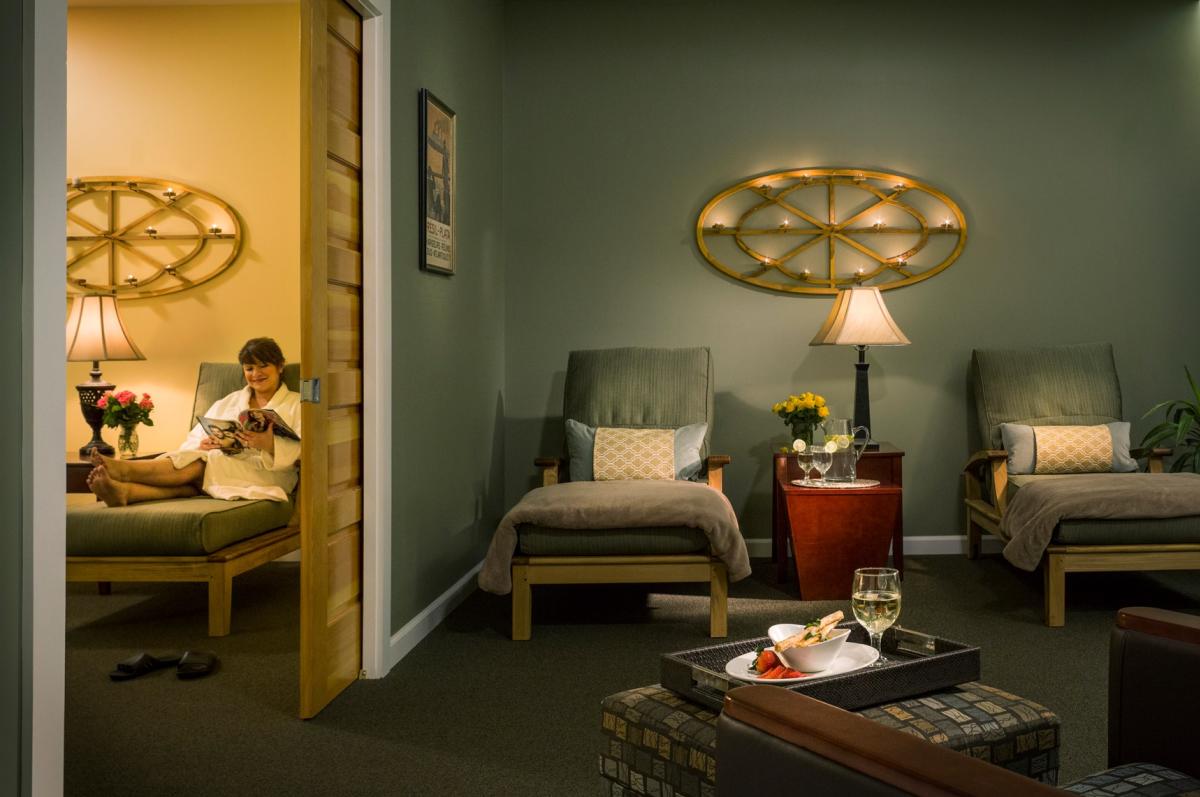 spa day at lounge with relaxing aura