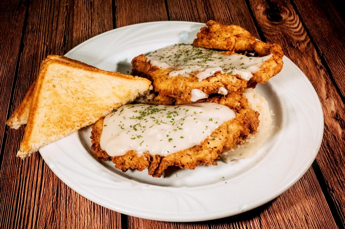 chicken and gravy from Pbody's