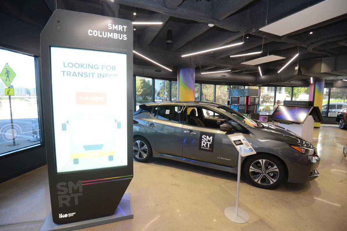 Smart Columbus Interior - Ike + Car