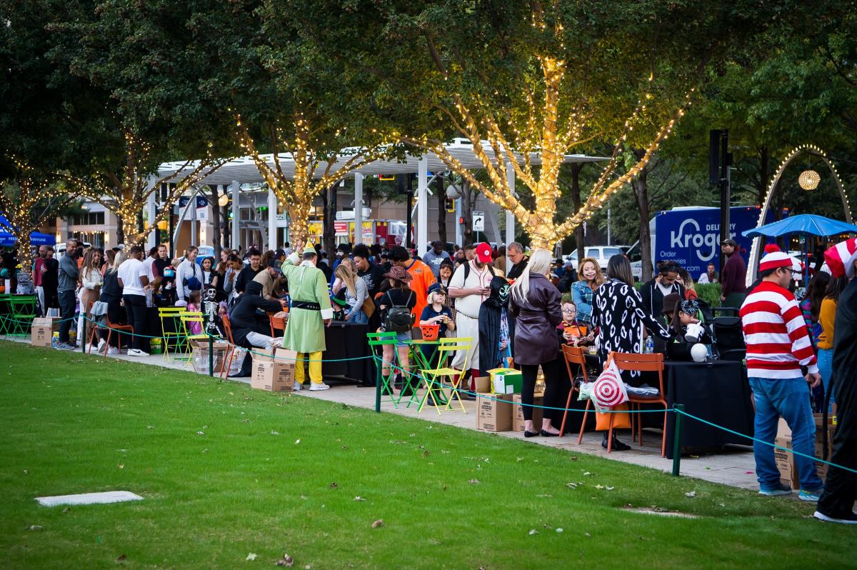 Trick or Treat in Klyde Warren Park