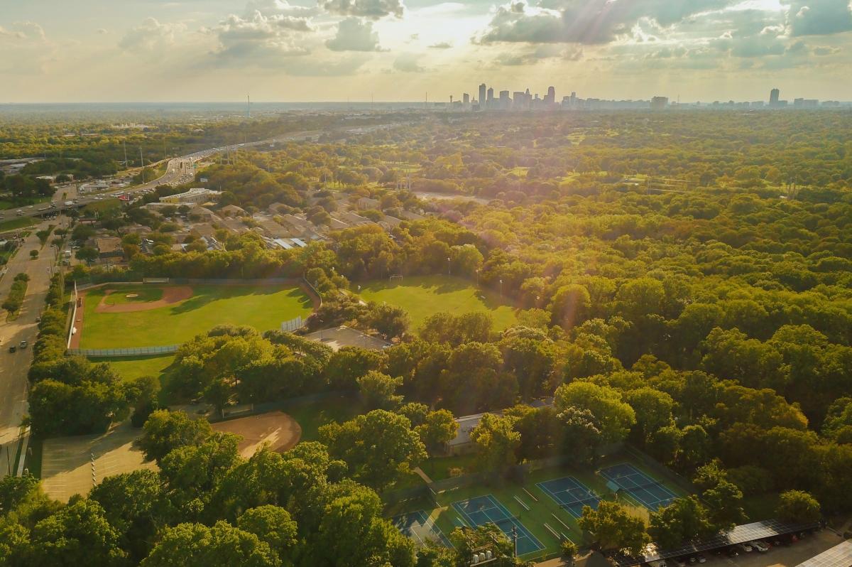 Lakehill prep school campus