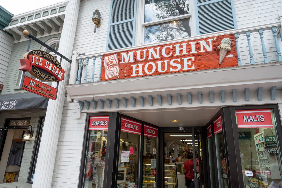 Munchin House