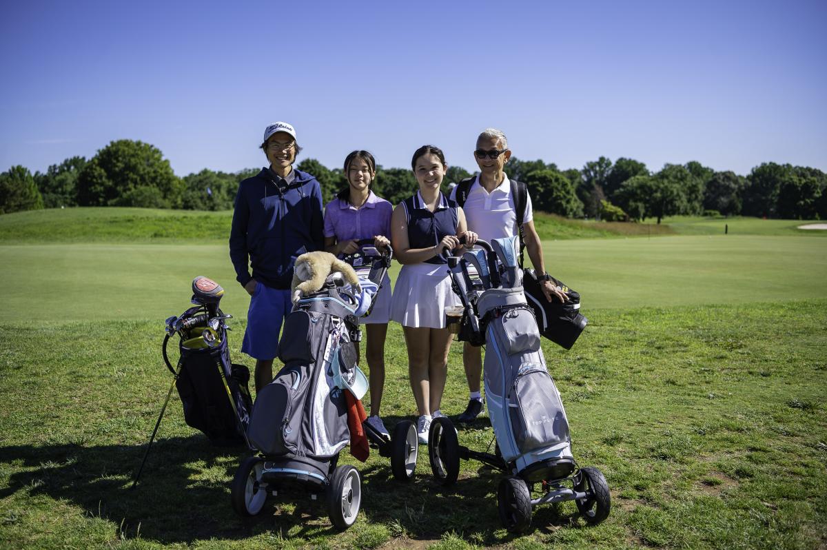 Golf Fairfax - Family Golfing - Sports