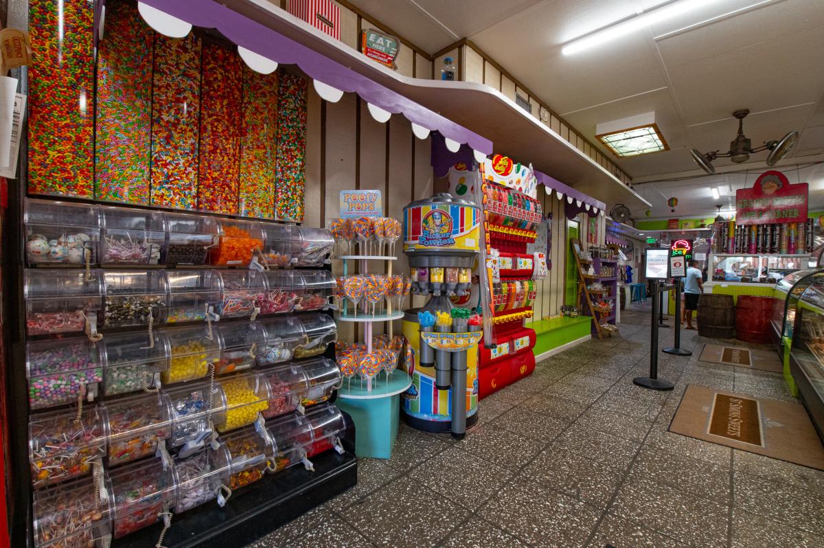 Candy at St. Simons Sweets