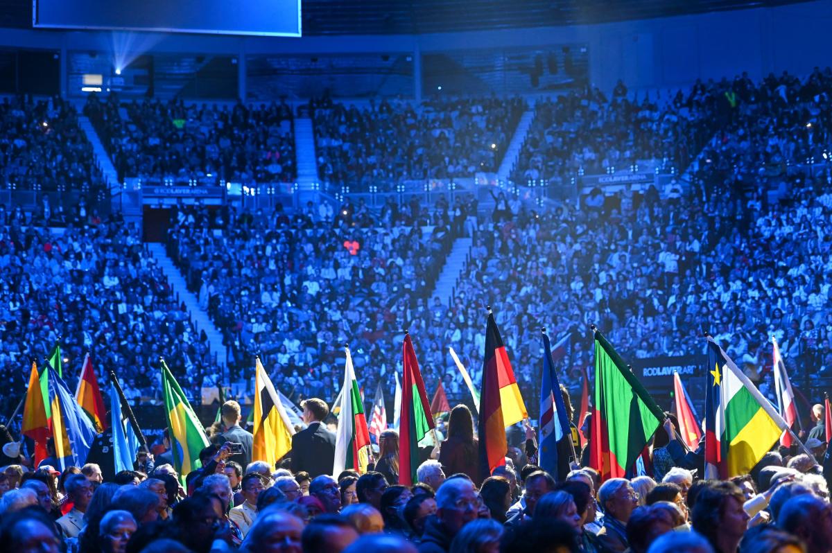 Rotary International Convention Melbourne 2023 opening event at Rod Laver Arena