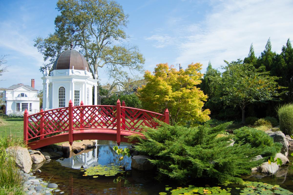 Newport Secret Garden Tour