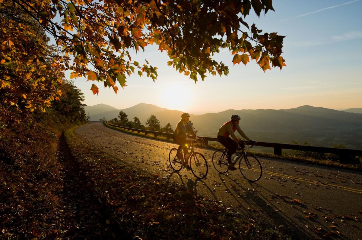 Cycling along the Blue Ridge Parkway