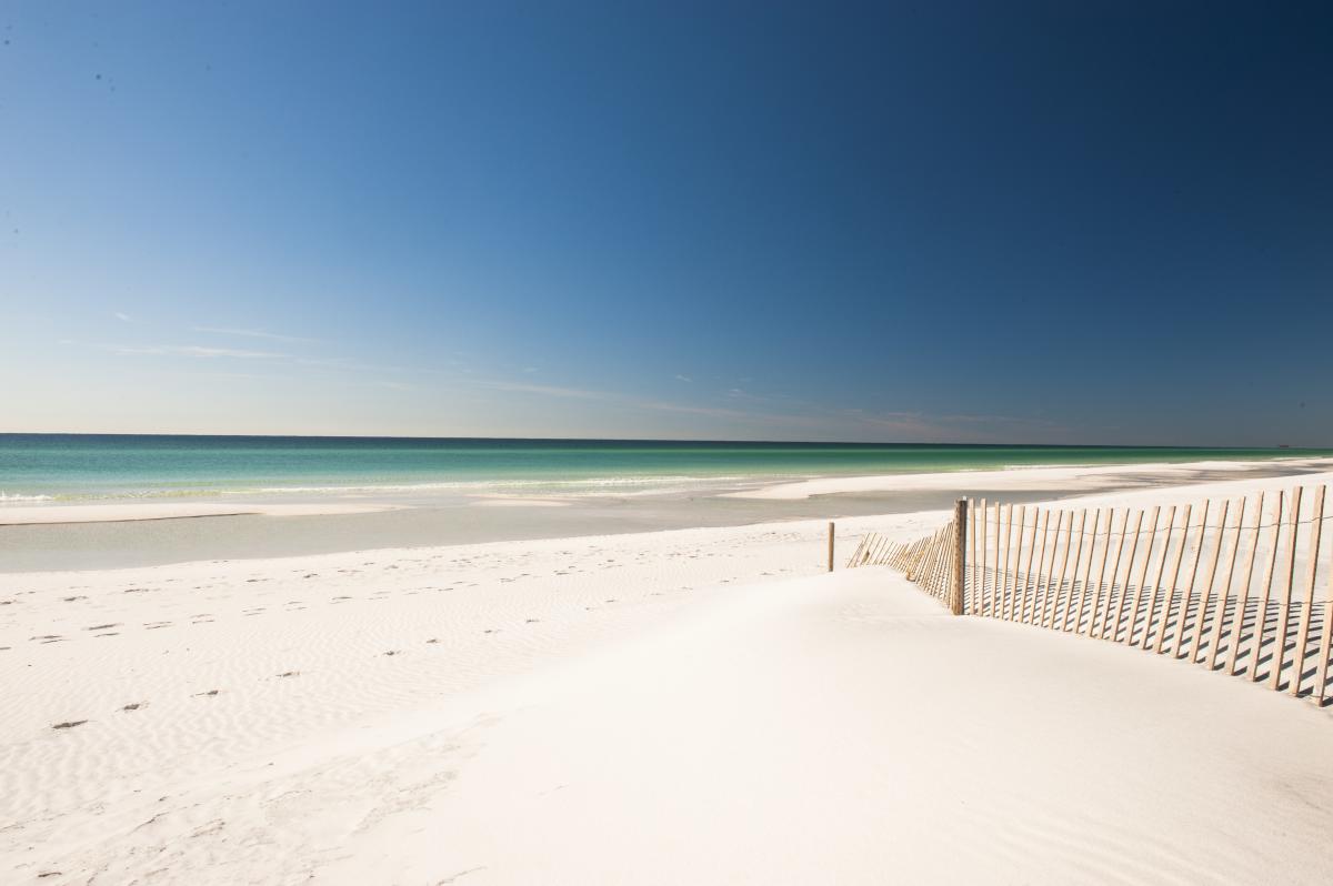 LOVEFL-STORIES-DESTIN