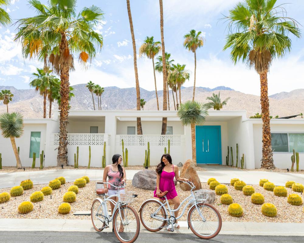 Girls on Midcentury Architecture Bike Tour
