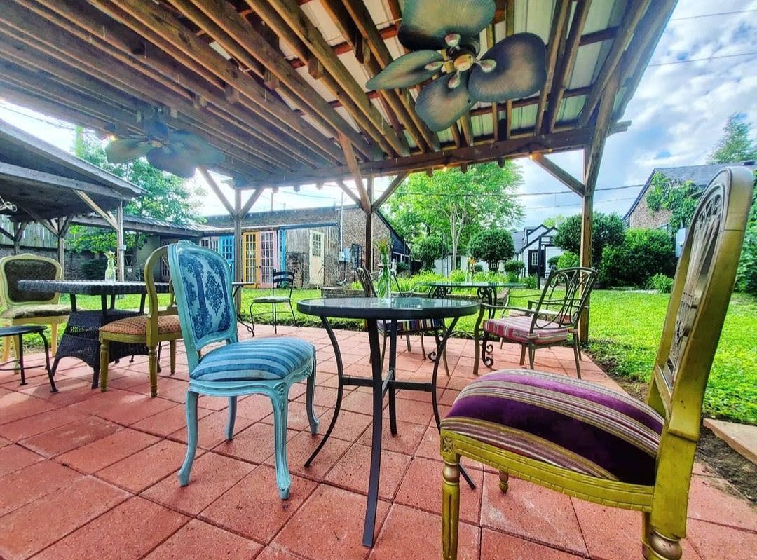 Patio and Outdoor Dining Guide