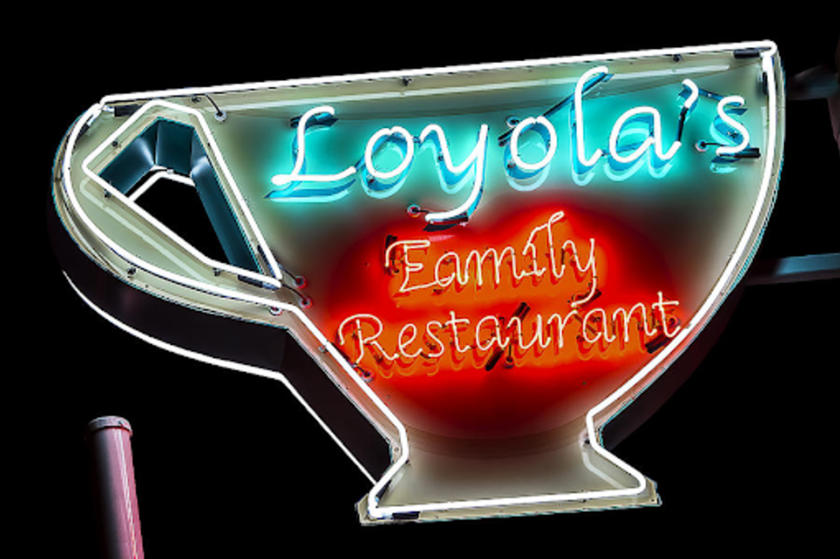 Neon sign for Loyola's Family Restaurant.