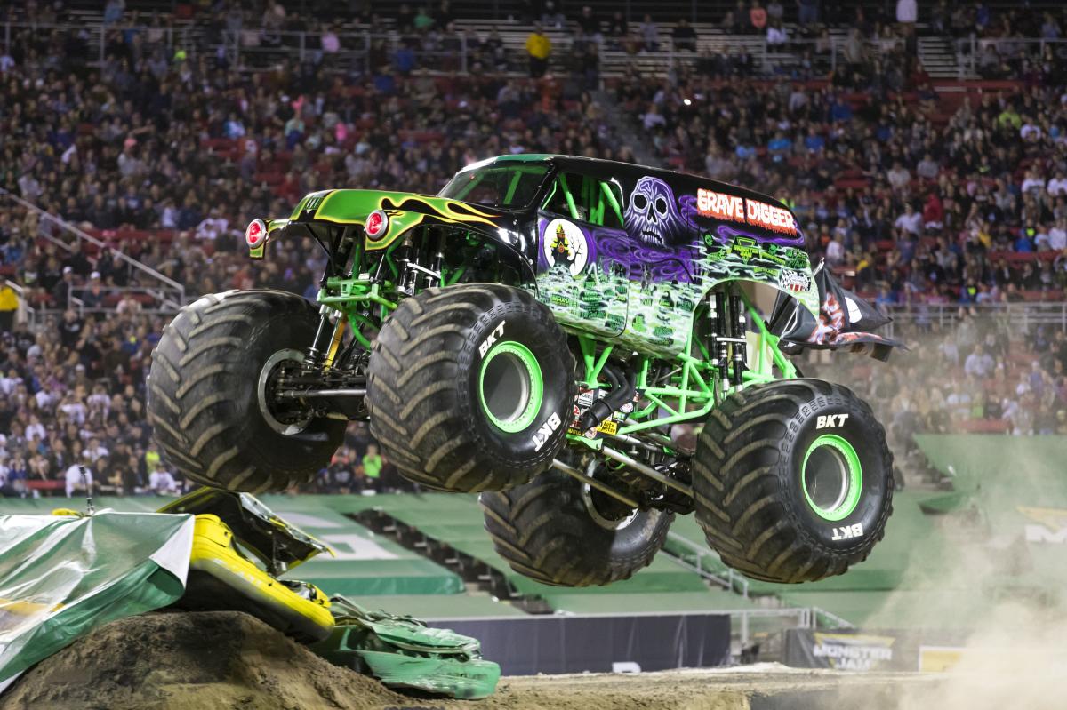 Grave Digger at Monster Jam 2022
