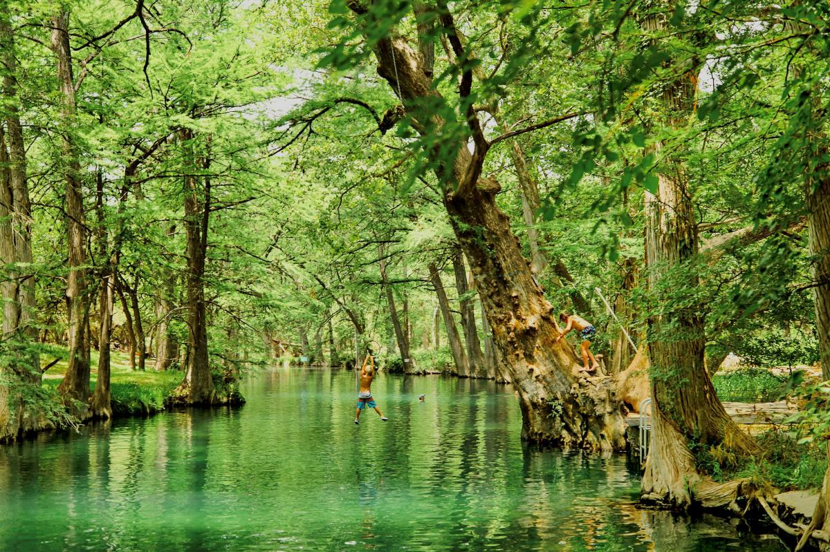 BLUE HOLE REGIONAL PARK