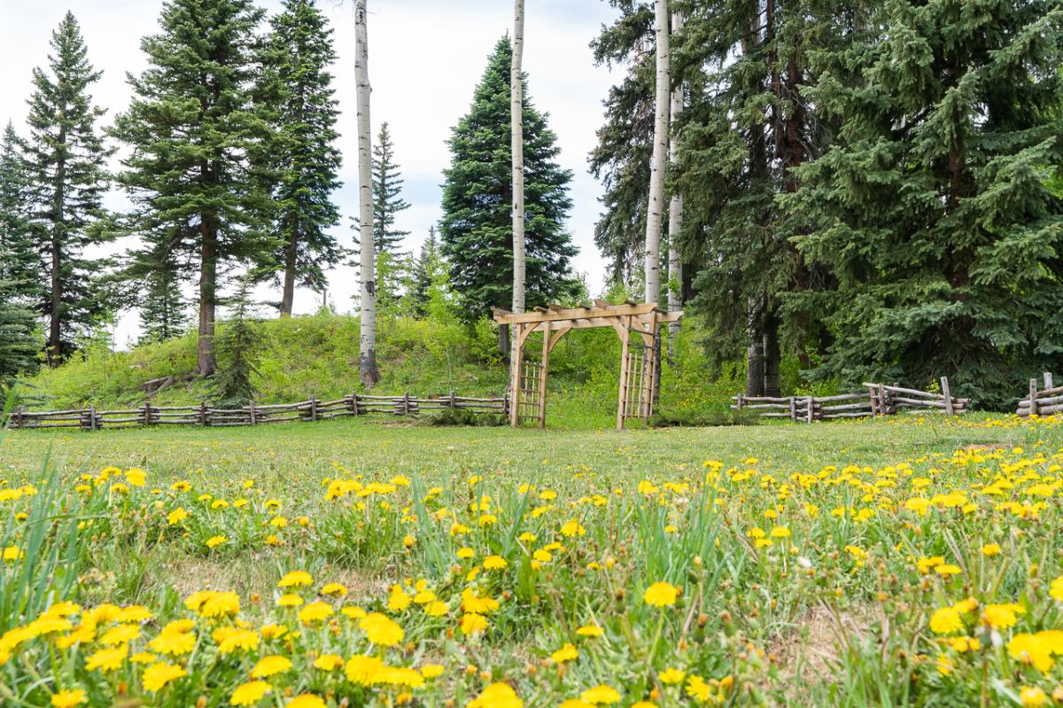 Park2 Black Diamond Lodge | Summer | Interior & Exterior Photos