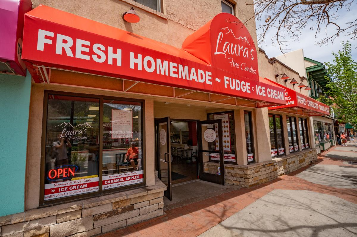 Laura's Fine Candies