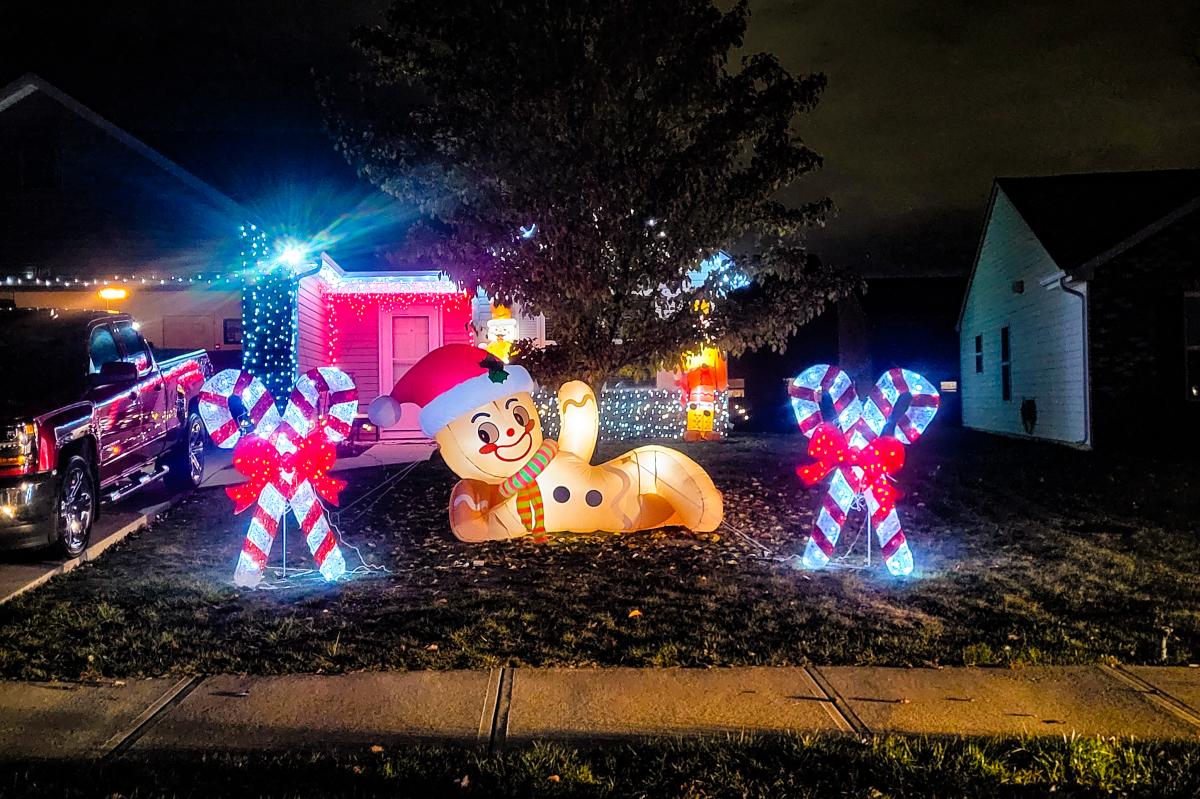 Holiday lights on display at 11125 La Fortuna Way near Roanoke, Indiana
