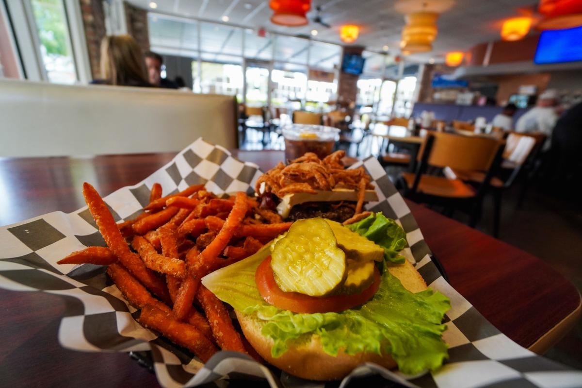 Gilbert's 17th Street Grill