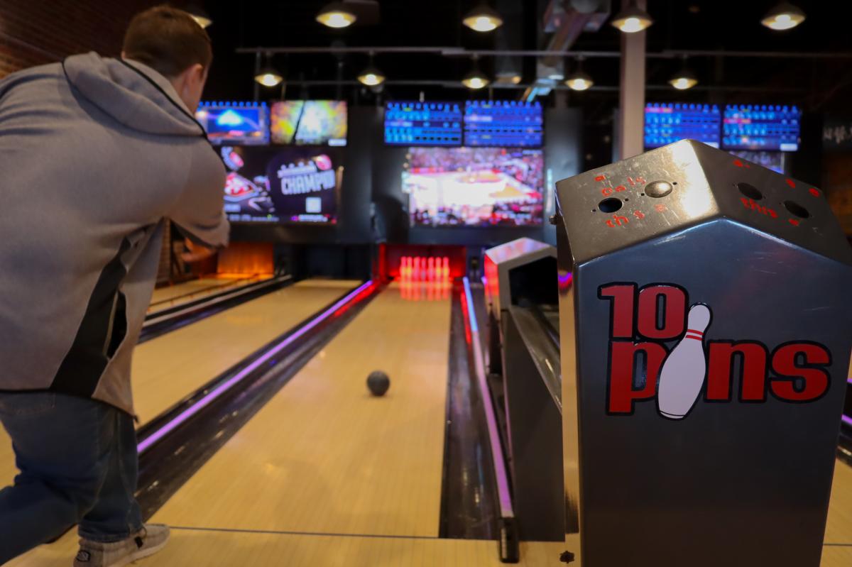 Man bowling at 10 Pins