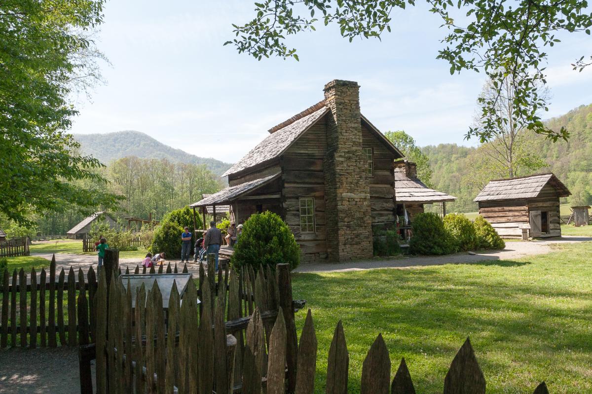 Accessibility-Oconaluftee-Visitor-Center