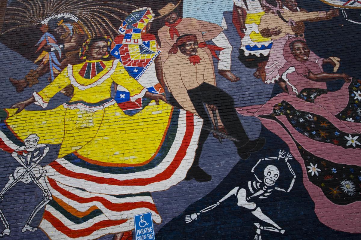 El Baile de la Vida mural