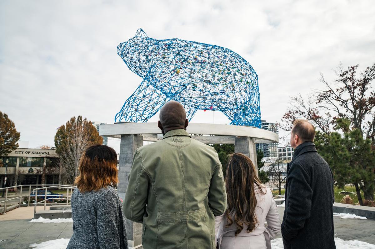 Meeting group at The Bear sculpture 1