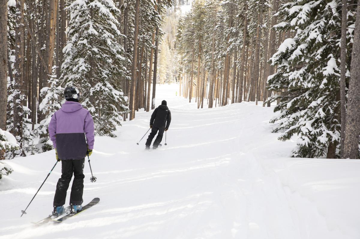 Skiing Snowy Range Ski Area