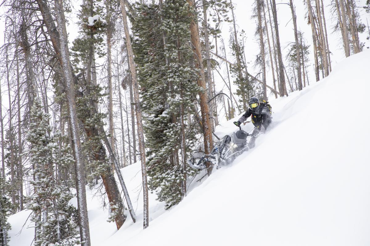 Snowmobiling Extreme Wyoming Snowy Range