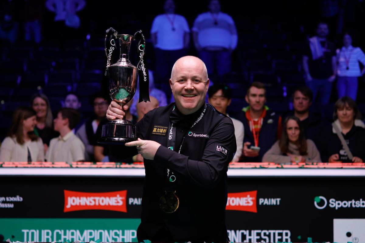 Player holding the trophy