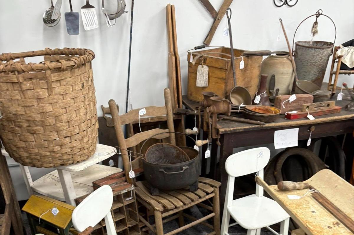 J&K Fleas & An'Tiques