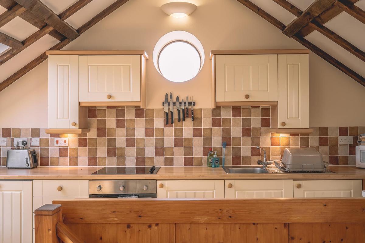 Upper Kingston Farm Cottages - Kitchen interior