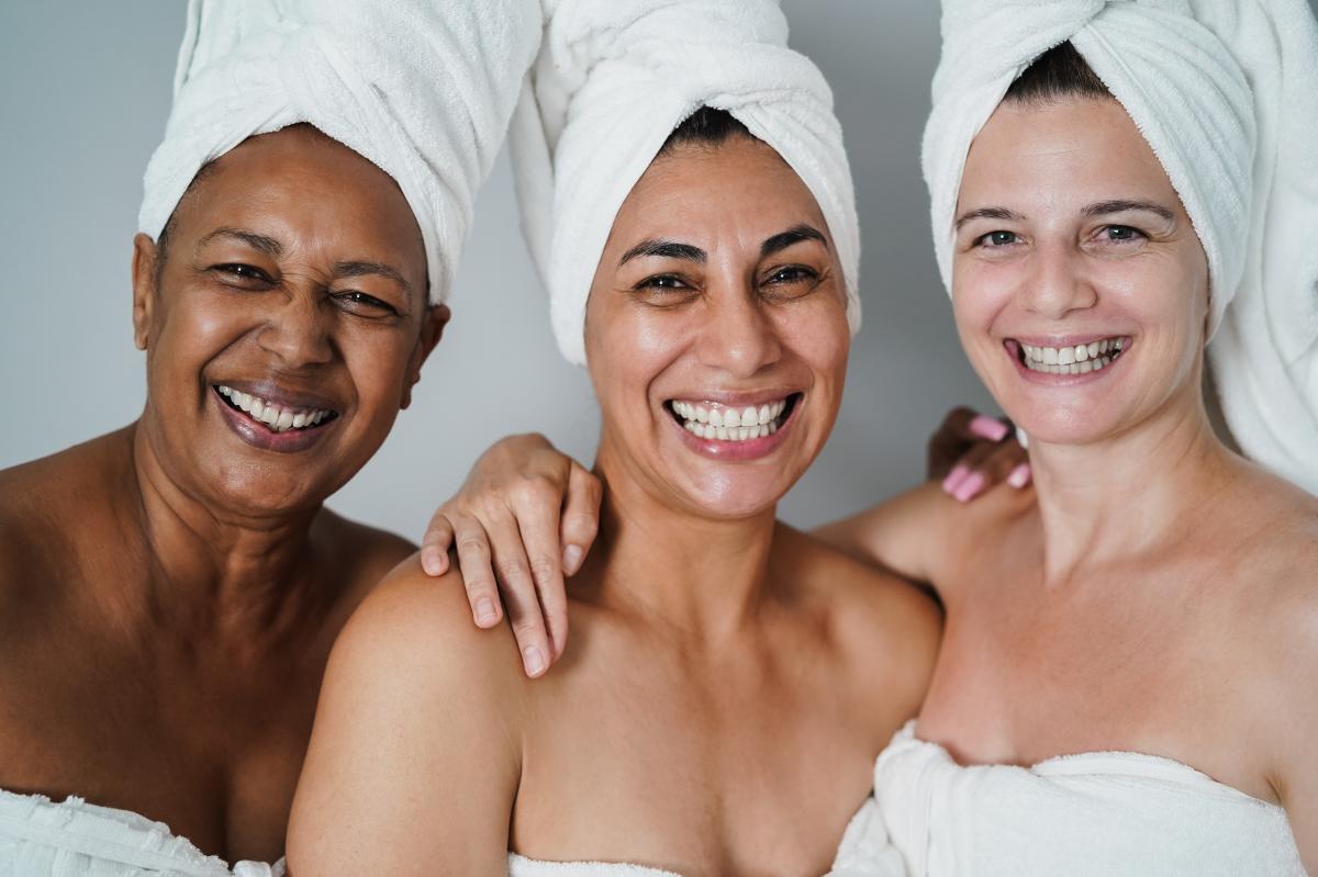 Spa middle-aged women