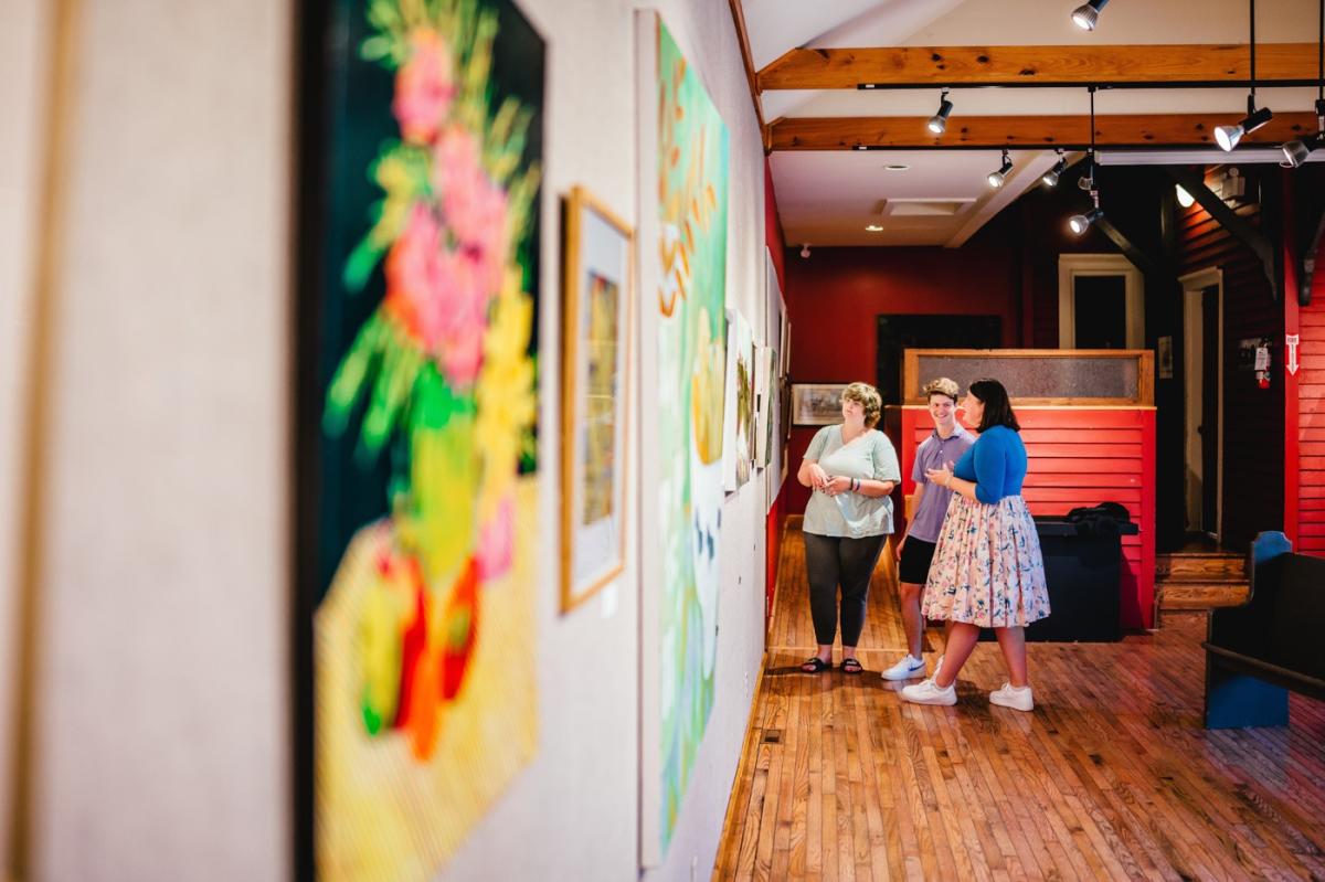 All Aboard for Local Art