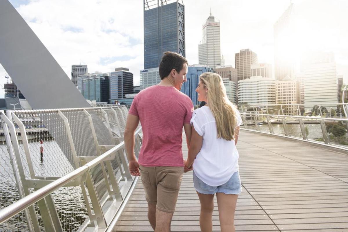 Elizabeth Quay Bridge