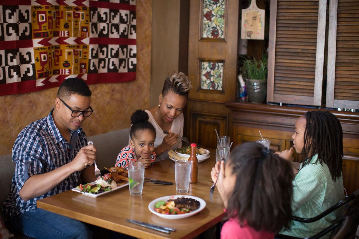 Family dining at Cafe Cusco