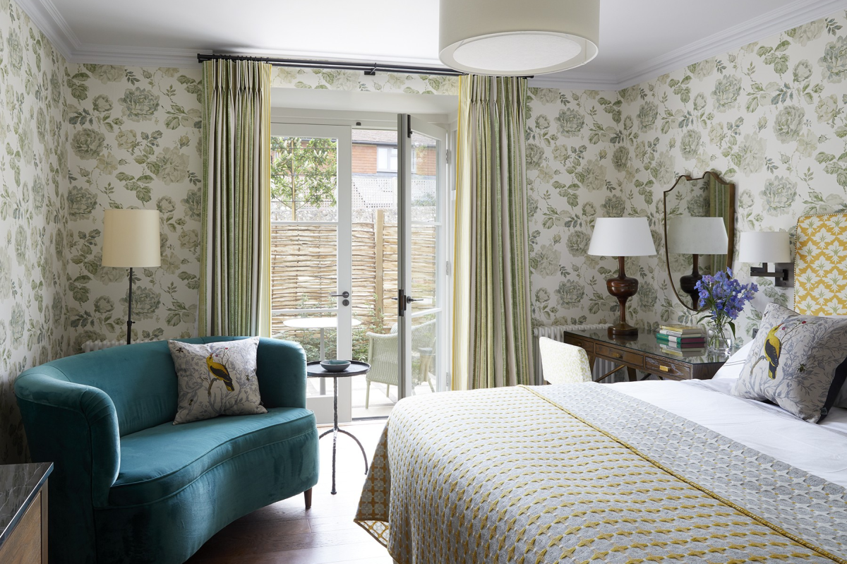 The Star Alfriston bedroom