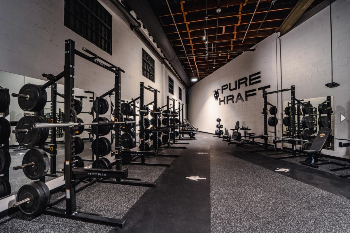 Gold's Gym interior