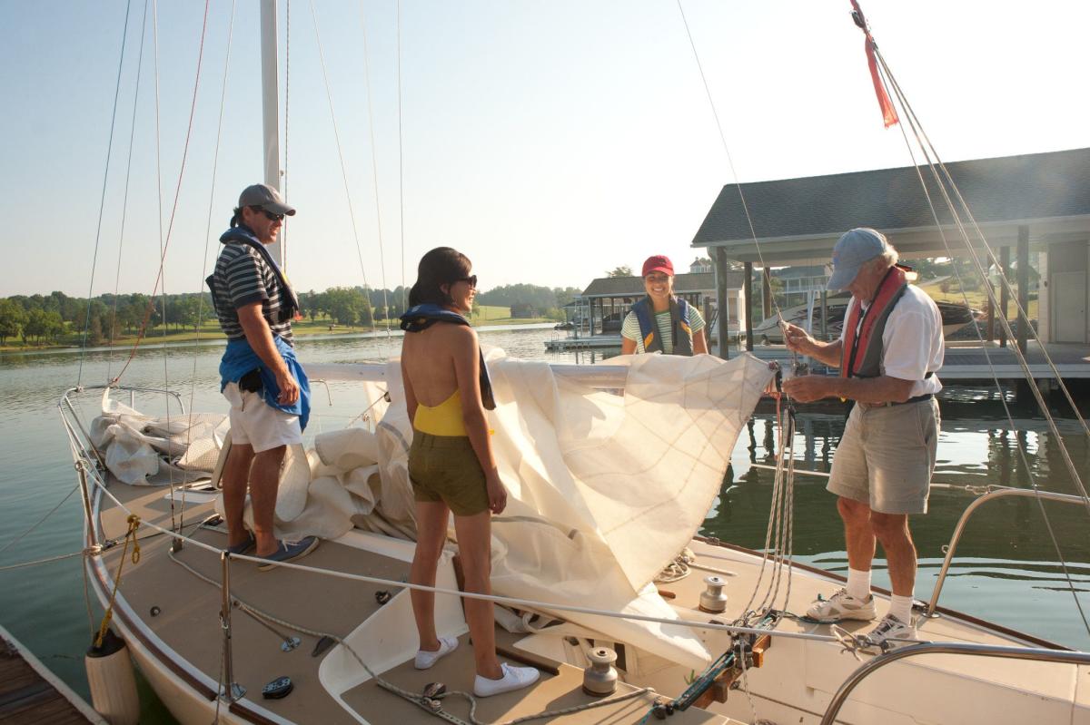 Smith Mountain Lake Learn to Sail