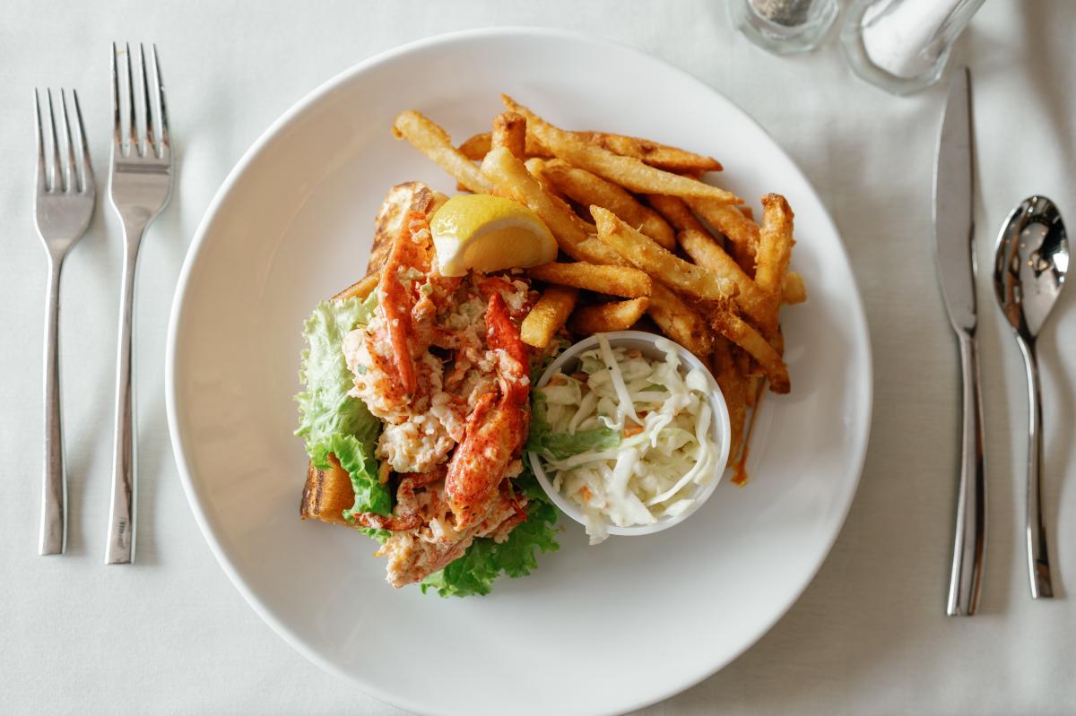 A plate of food at The Algonquin Restaurant