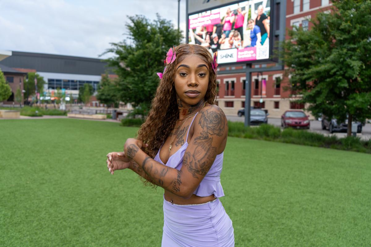 Miss V in Naftzger Park