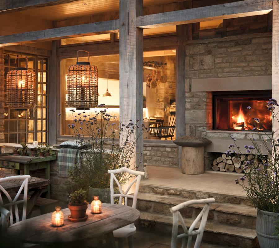 Interior of the Wild Rabbit in Kingham