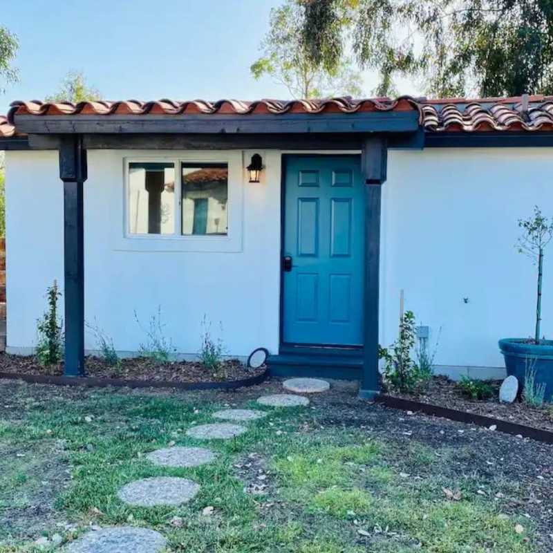 Cozy Wine Country Casita