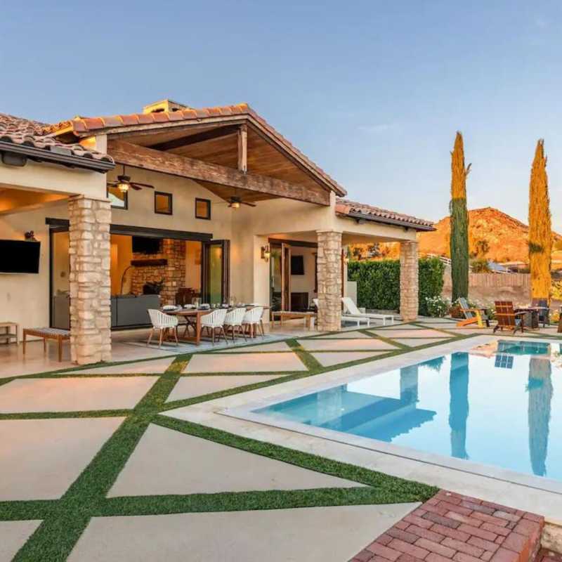 Villa de la Sky Ranch