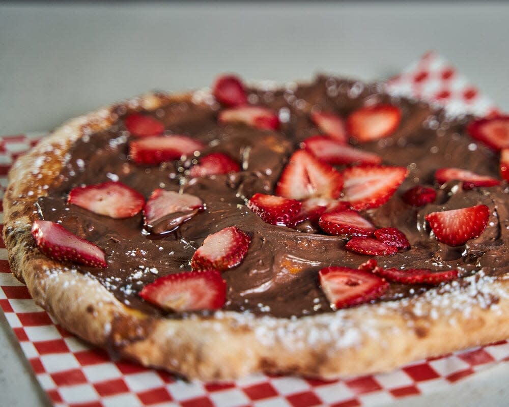 nutella pizza