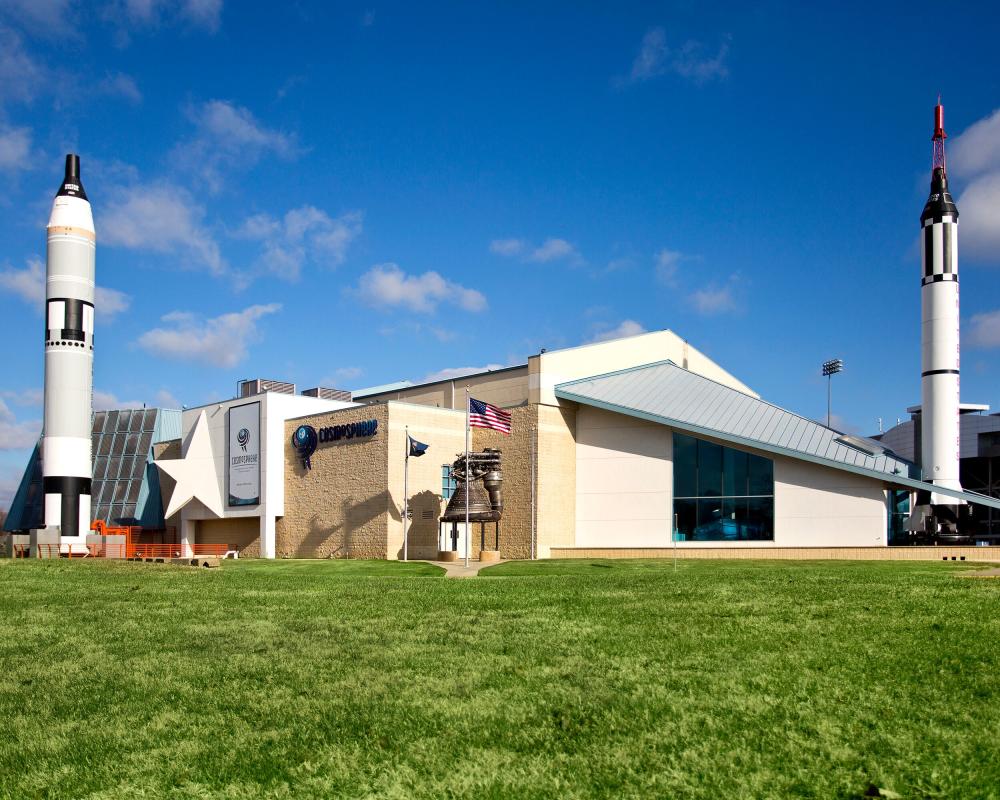 Exterior picture of the Kansas Cosmosphere in Hutchinson on a sunny day